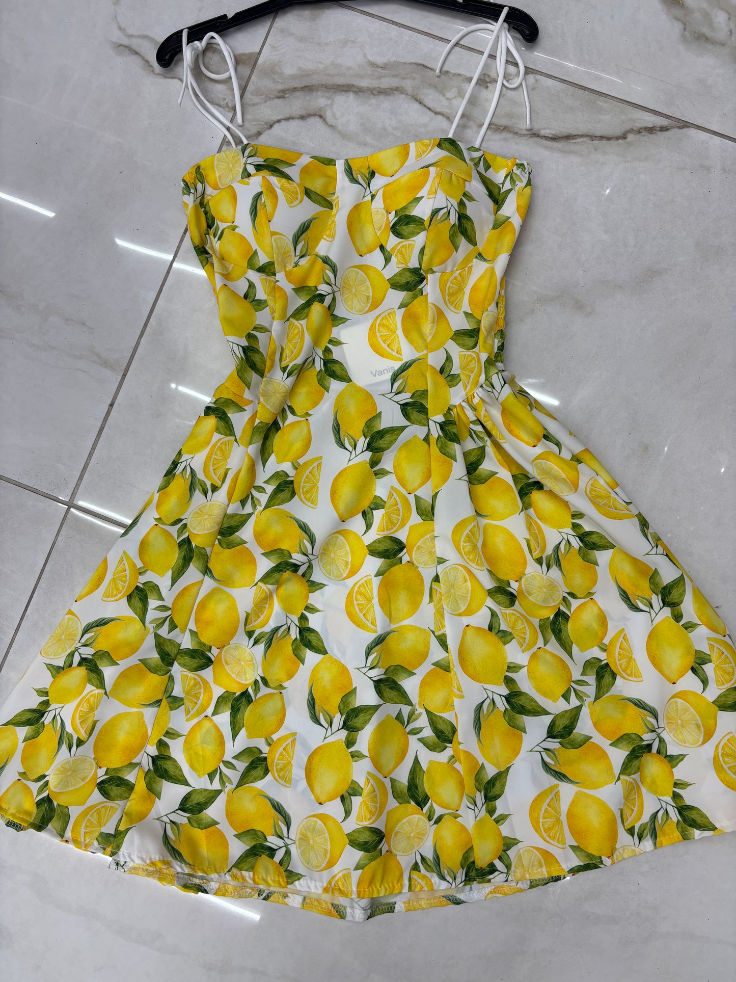 Dress Fruits